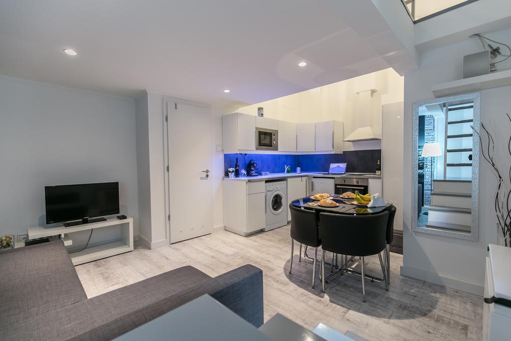 Sleek Minimalist Studio At Inner City Budapest Luaran gambar