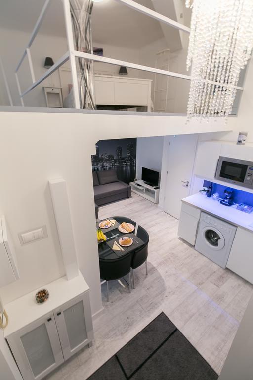 Sleek Minimalist Studio At Inner City Budapest Luaran gambar